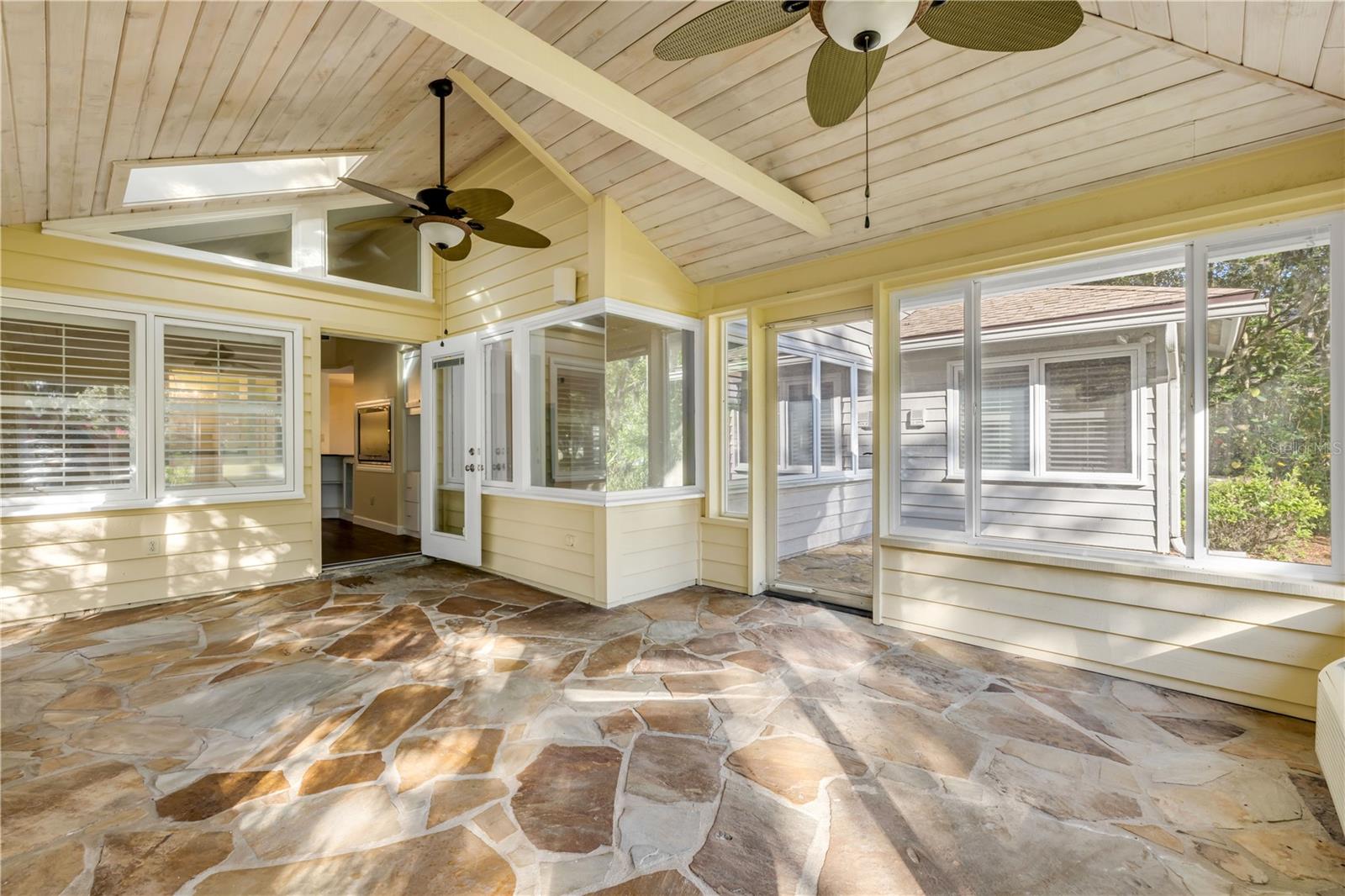 Image 16 of 42 For 606 Saint Andrews Boulevard