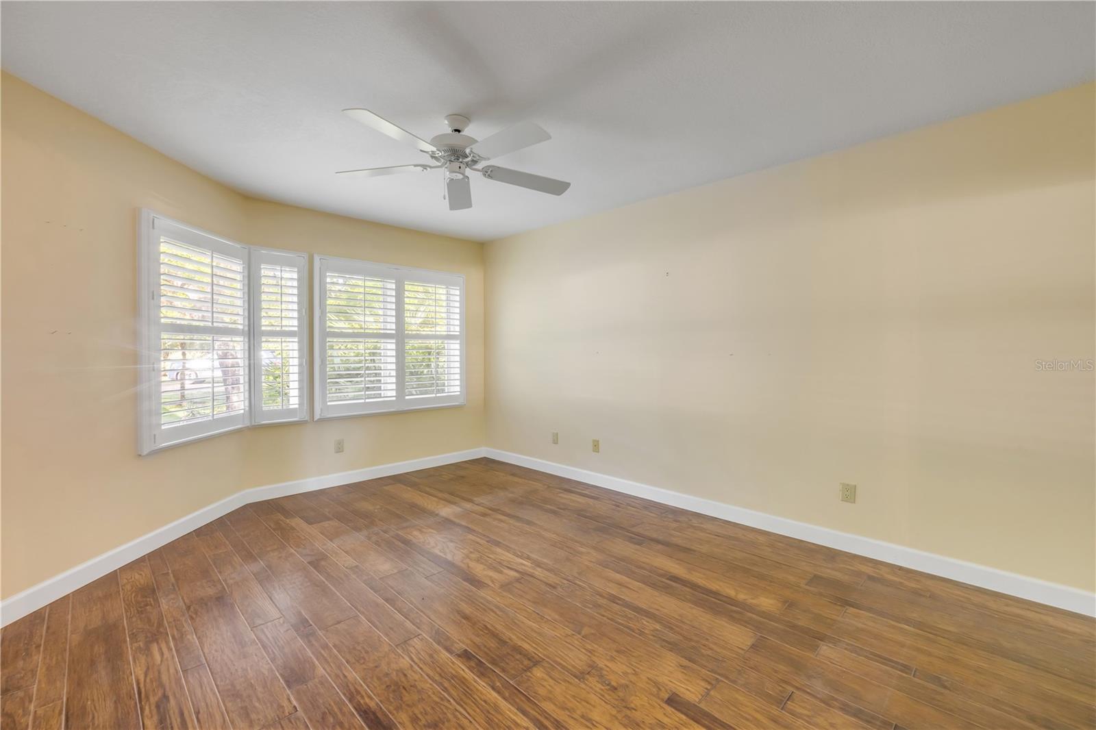Image 17 of 42 For 606 Saint Andrews Boulevard