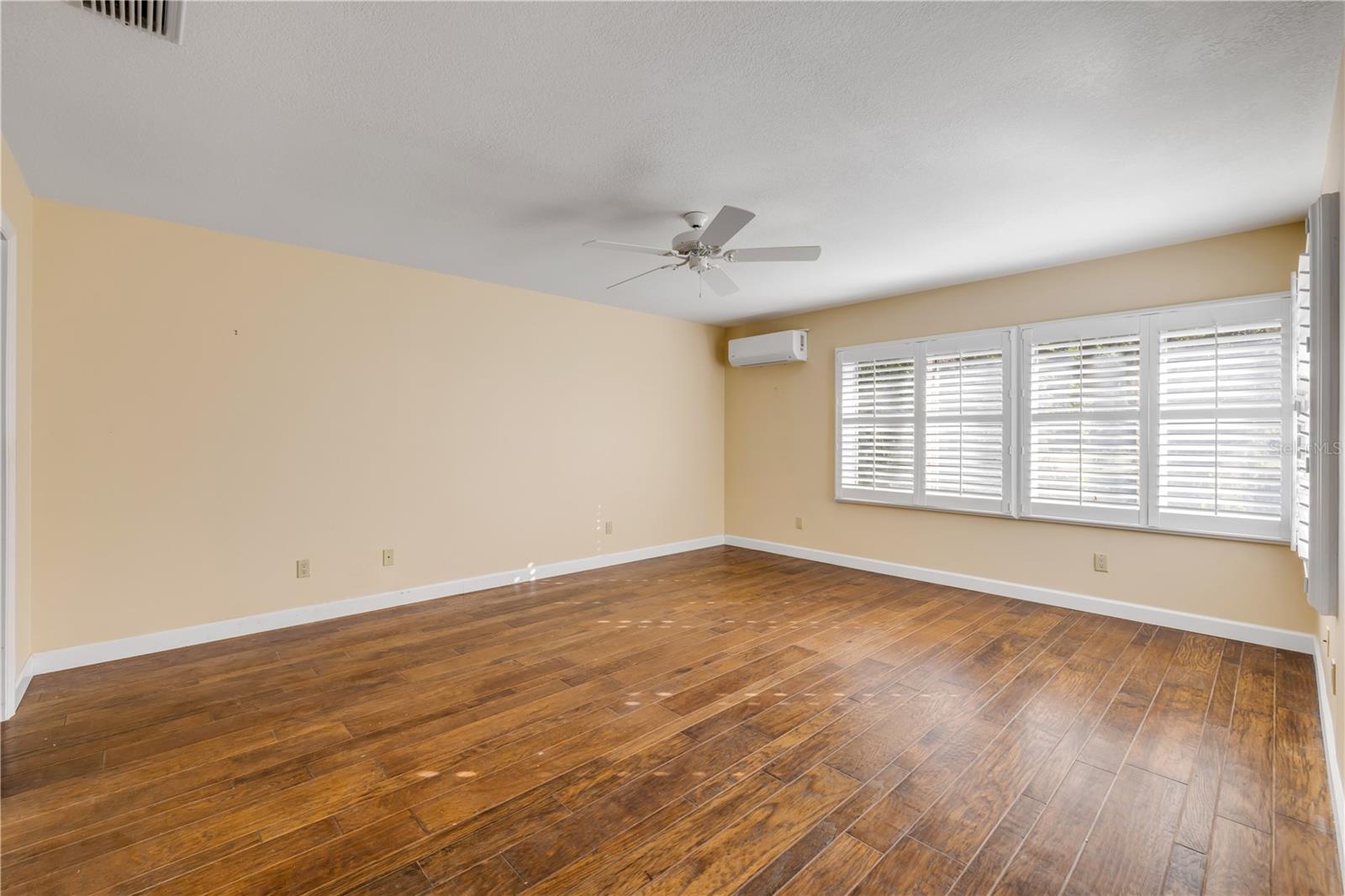 Image 20 of 42 For 606 Saint Andrews Boulevard