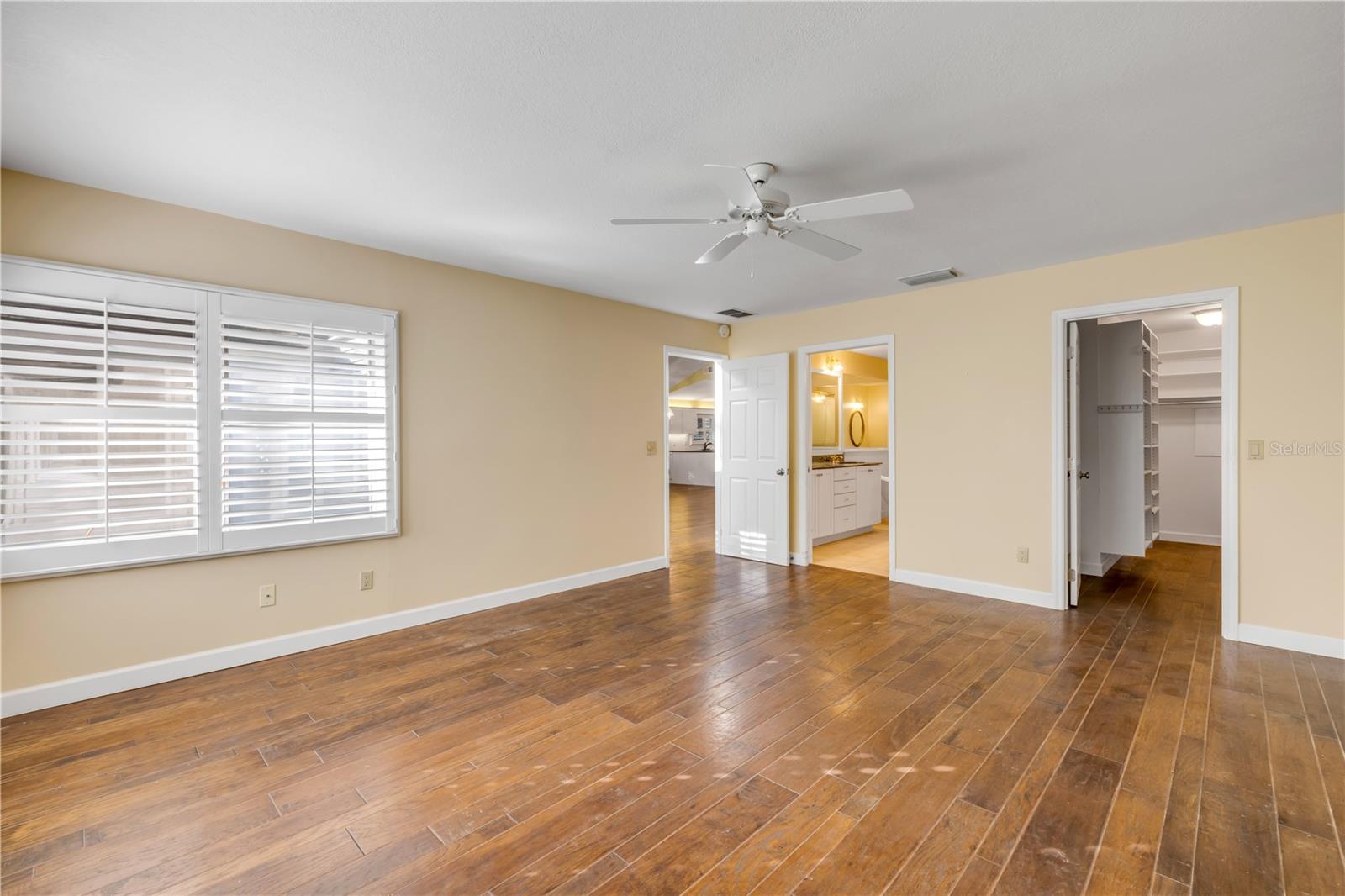 Image 21 of 42 For 606 Saint Andrews Boulevard