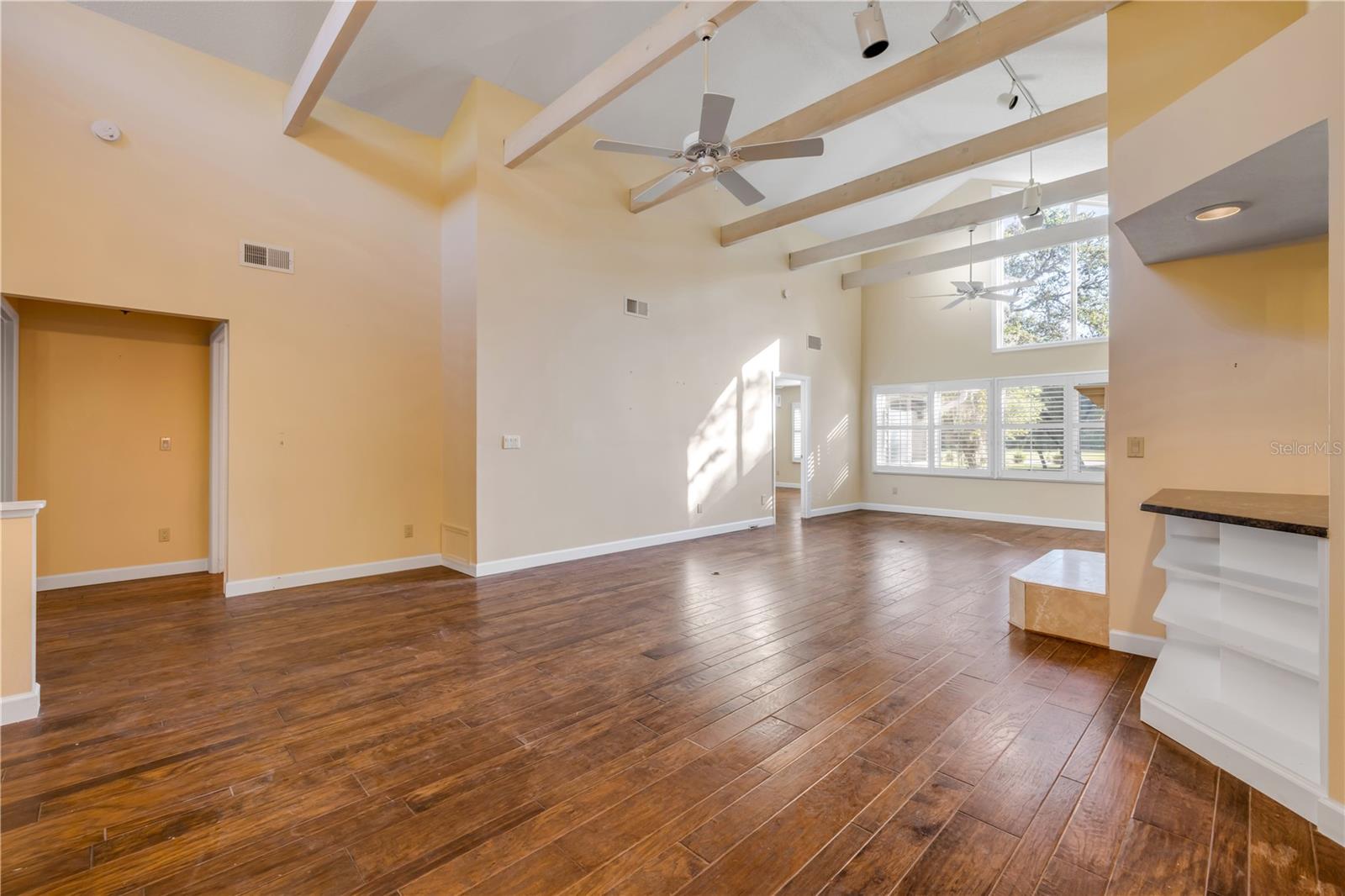 Image 5 of 42 For 606 Saint Andrews Boulevard