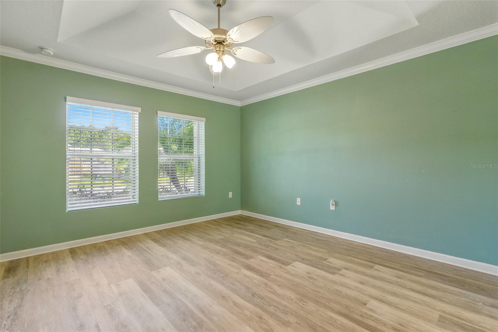 Image 18 of 44 For 3328 Marsili Avenue