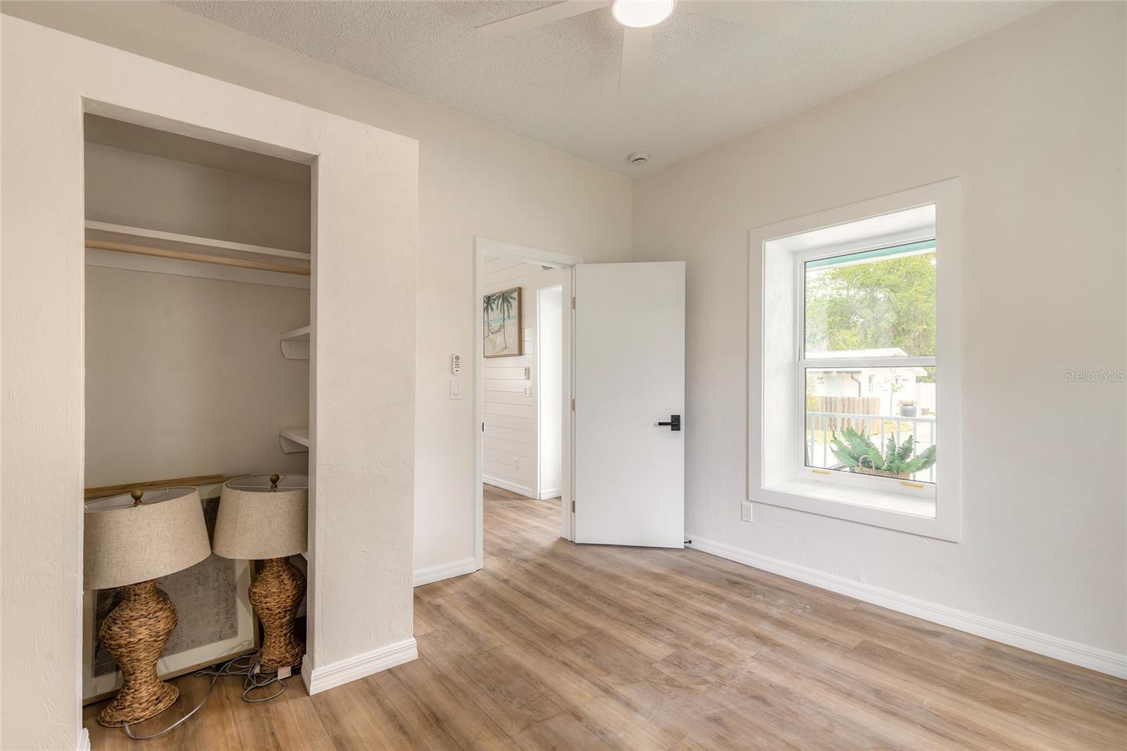 Image 13 of 40 For 306 Sheldon Street