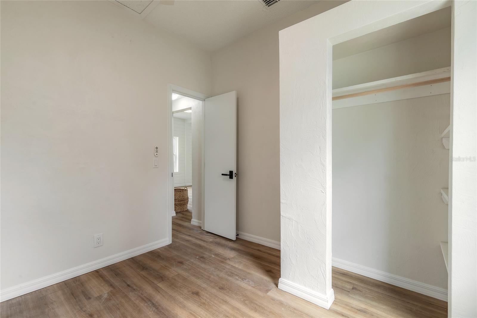Image 19 of 40 For 306 Sheldon Street