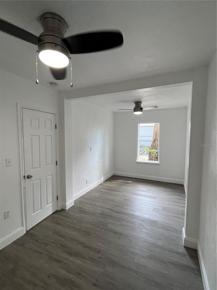 Image 5 of 11 For 615 Dora Street A