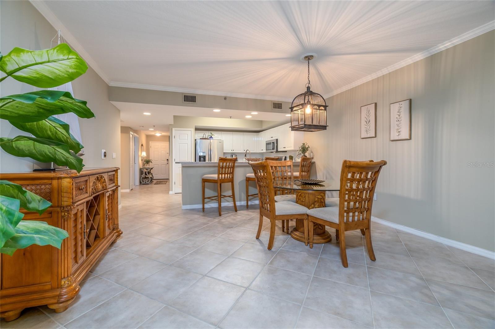 Image 12 of 49 For 5300 Atlantic Avenue 8-304