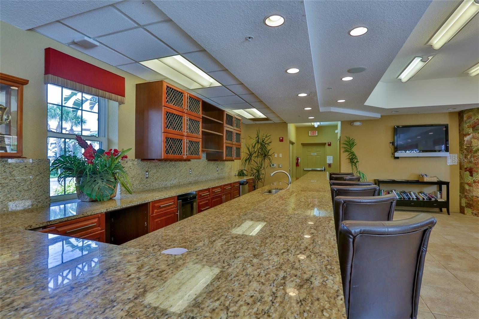 Image 48 of 49 For 5300 Atlantic Avenue 8-304