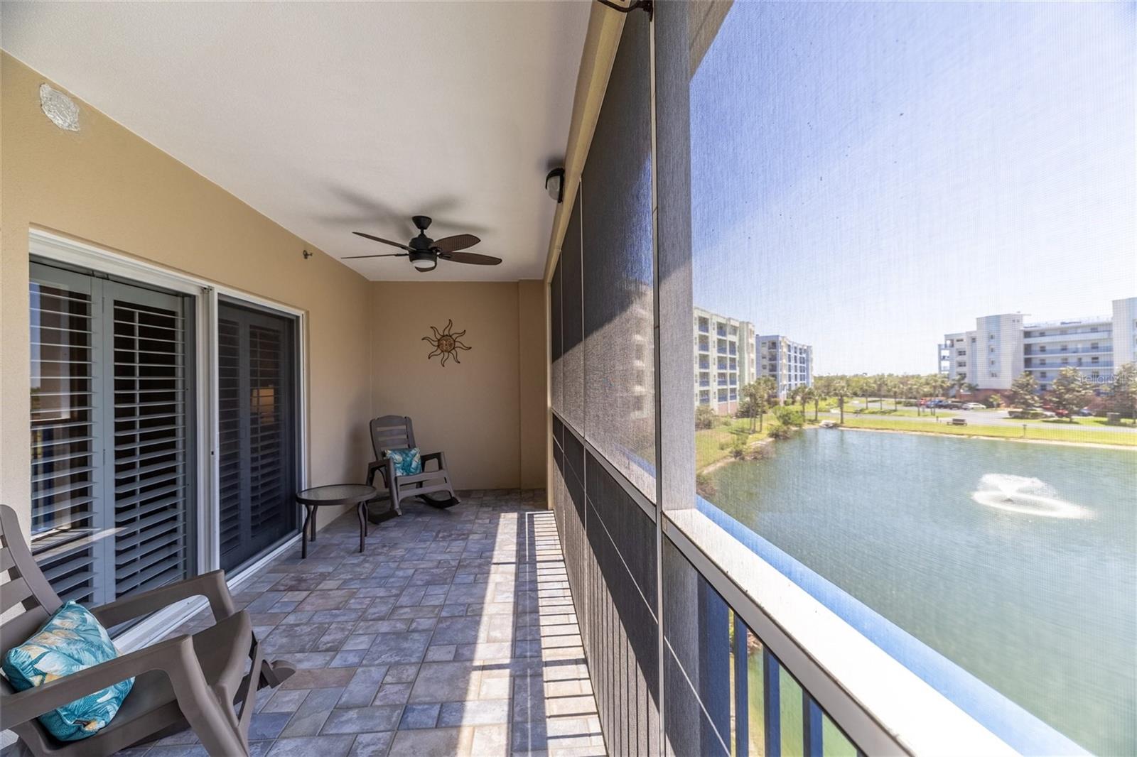 Image 5 of 49 For 5300 Atlantic Avenue 8-304