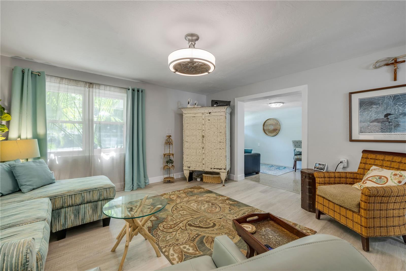 Image 11 of 46 For 1463 Josephine Street