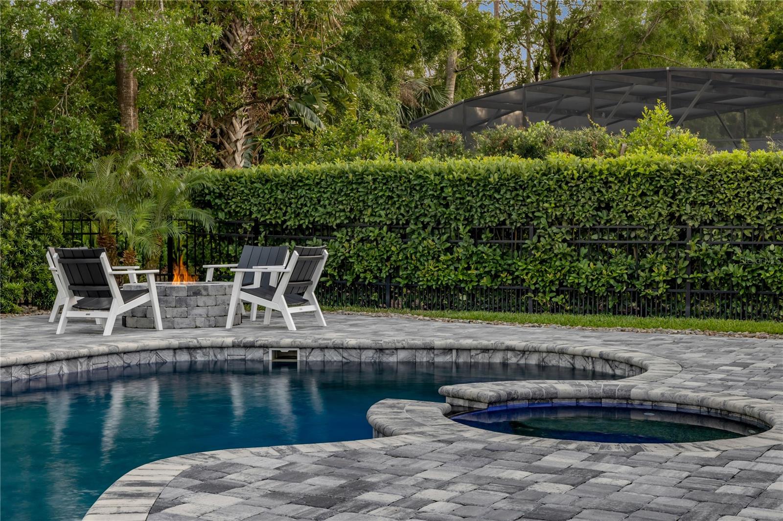 Image 4 of 95 For 170 Live Oak Court