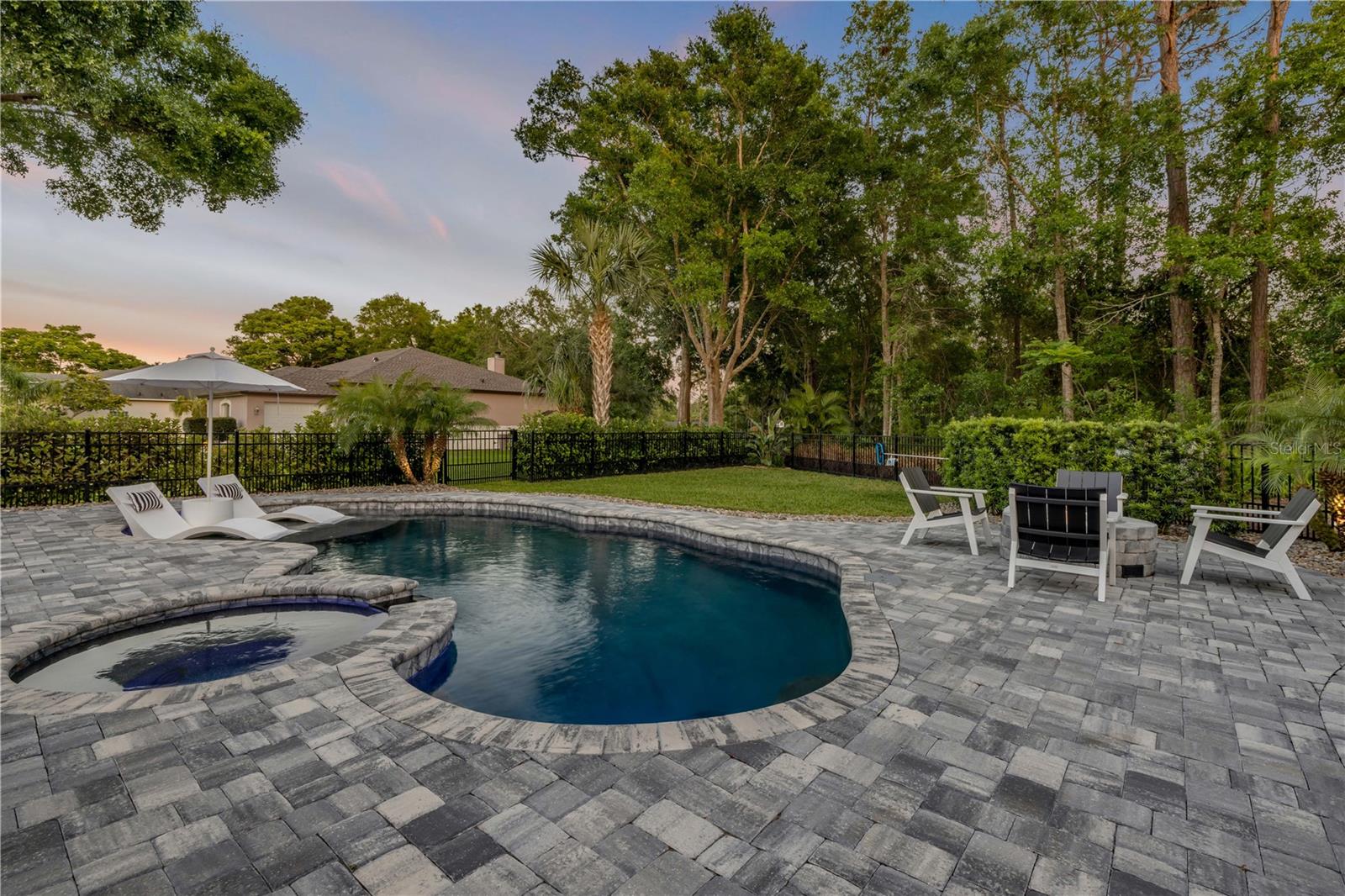 Image 5 of 95 For 170 Live Oak Court