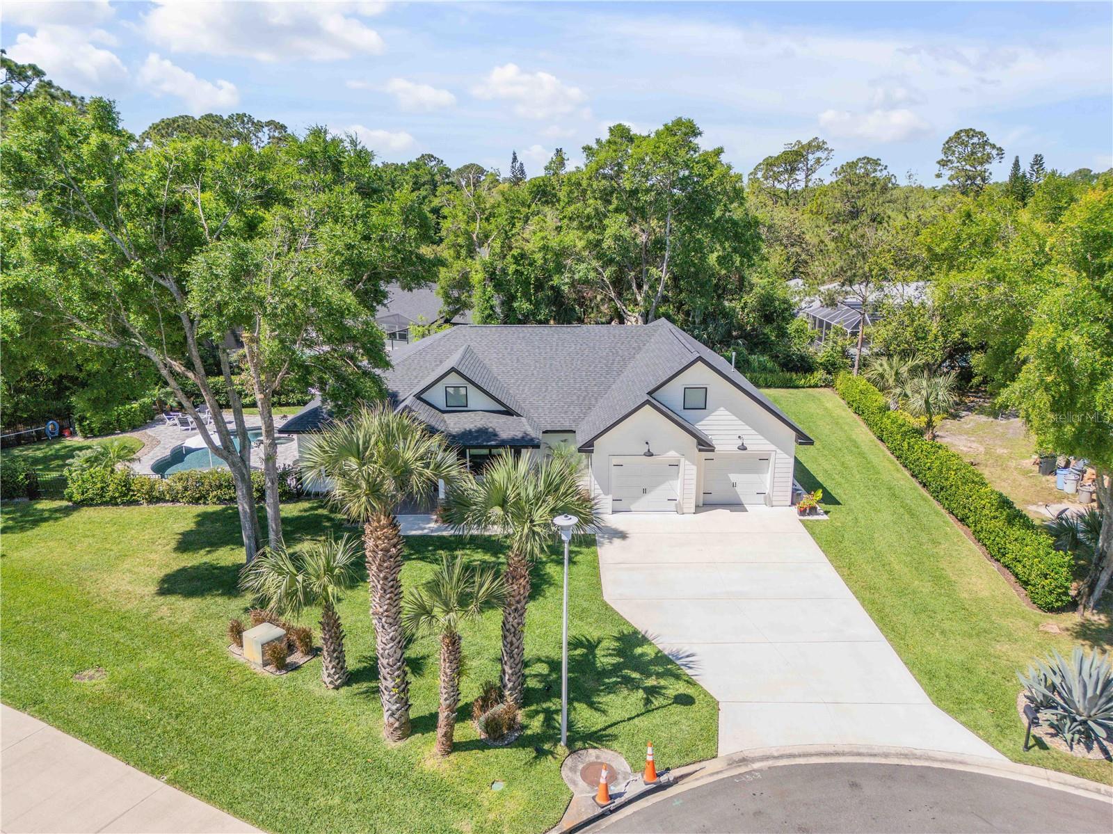 Image 7 of 95 For 170 Live Oak Court