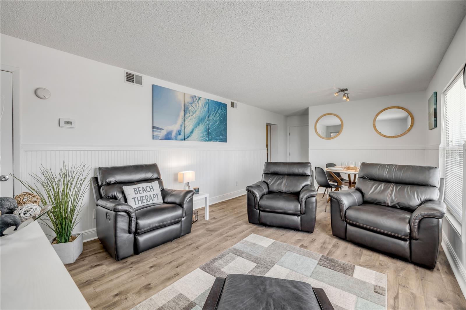 Image 13 of 35 For 4153 Atlantic Avenue 415