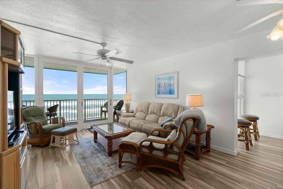 Image 14 of 42 For 5201 Atlantic Avenue 708a