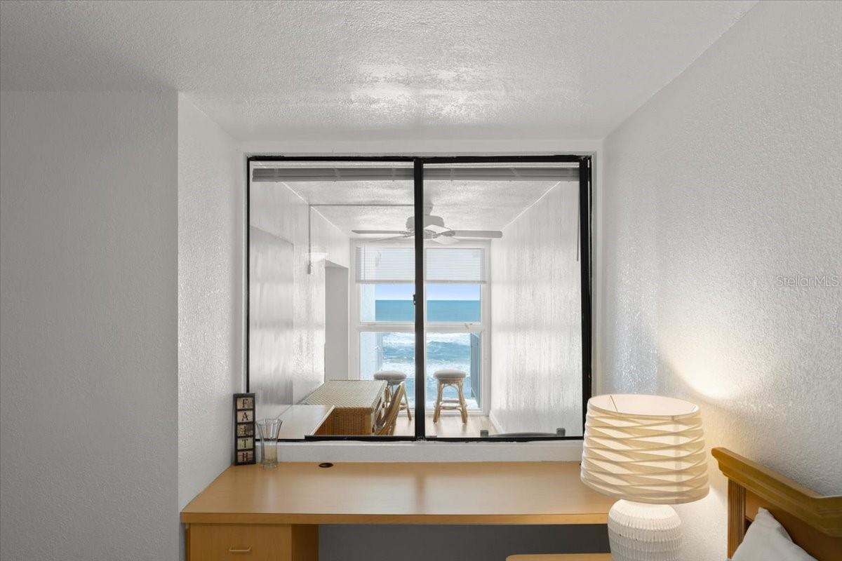 Image 21 of 42 For 5201 Atlantic Avenue 708a