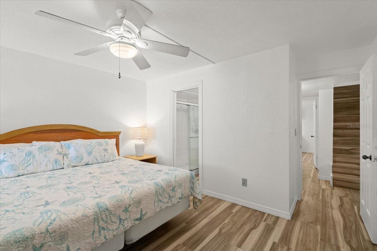 Image 22 of 42 For 5201 Atlantic Avenue 708a