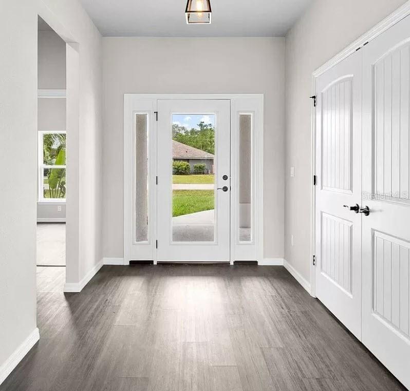 Image 15 of 17 For 377 Palm Drive