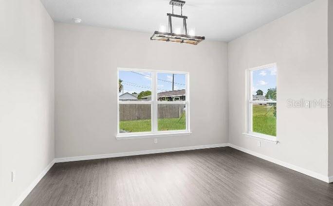 Image 7 of 17 For 377 Palm Drive