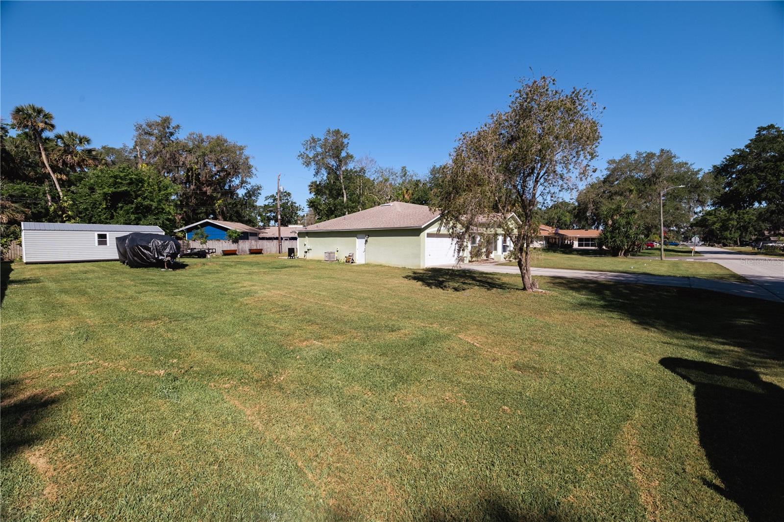 Image 18 of 30 For 2204 Kumquat Drive