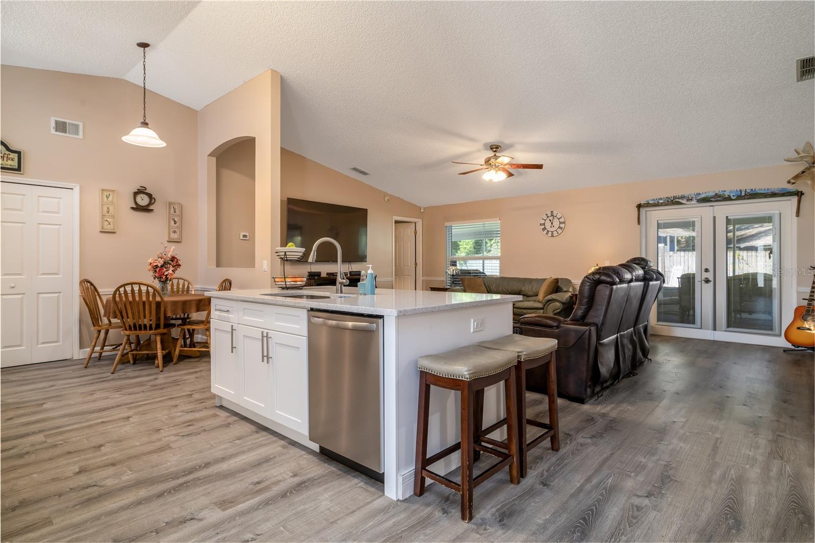 Image 5 of 30 For 2204 Kumquat Drive