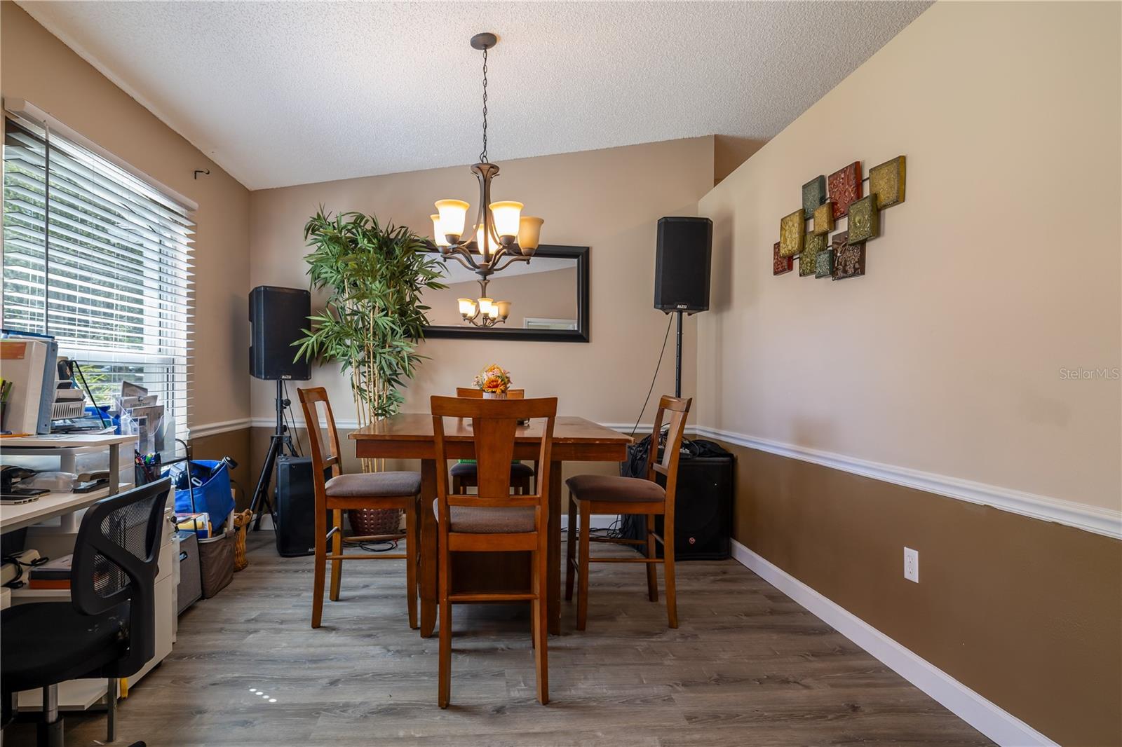 Image 6 of 30 For 2204 Kumquat Drive