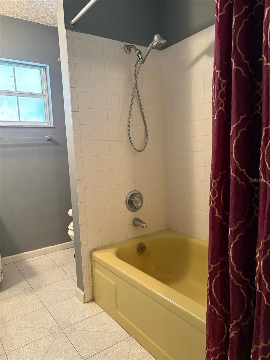 Image 13 of 15 For 2114 Travelers Palm Drive