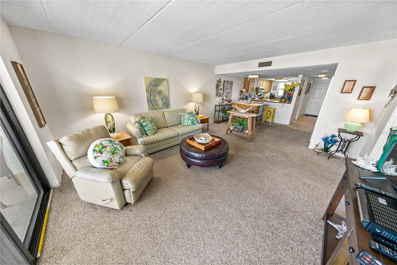 Image 9 of 60 For 3800 Atlantic Avenue 702