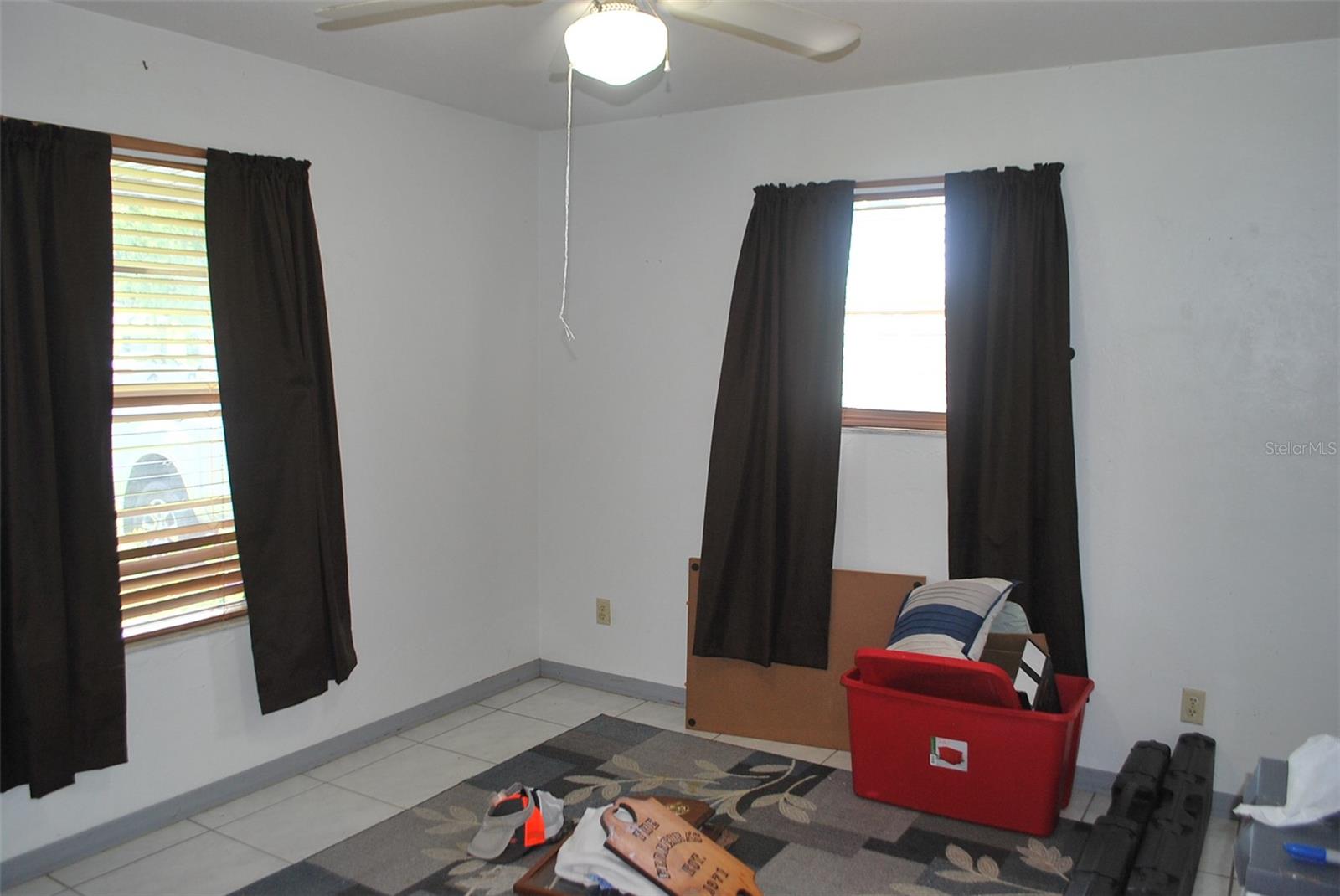 Image 18 of 21 For 3012 Umbrella Tree Drive