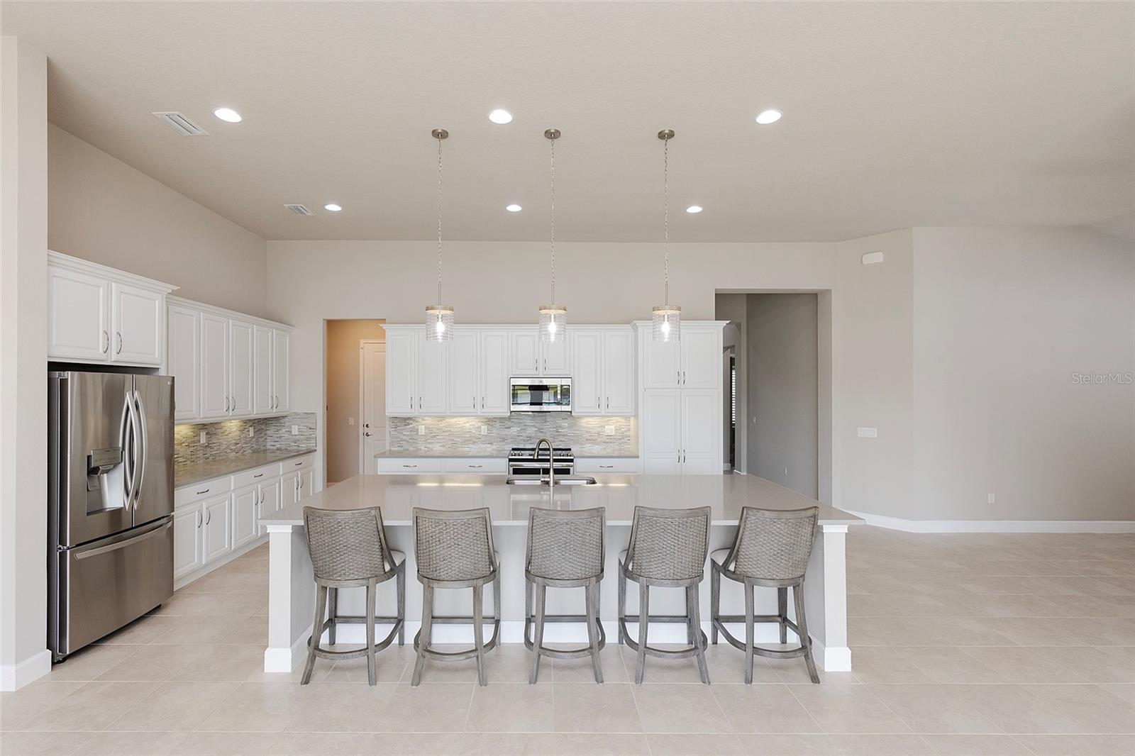 Image 33 of 86 For 6277 Fallsgrove Lane