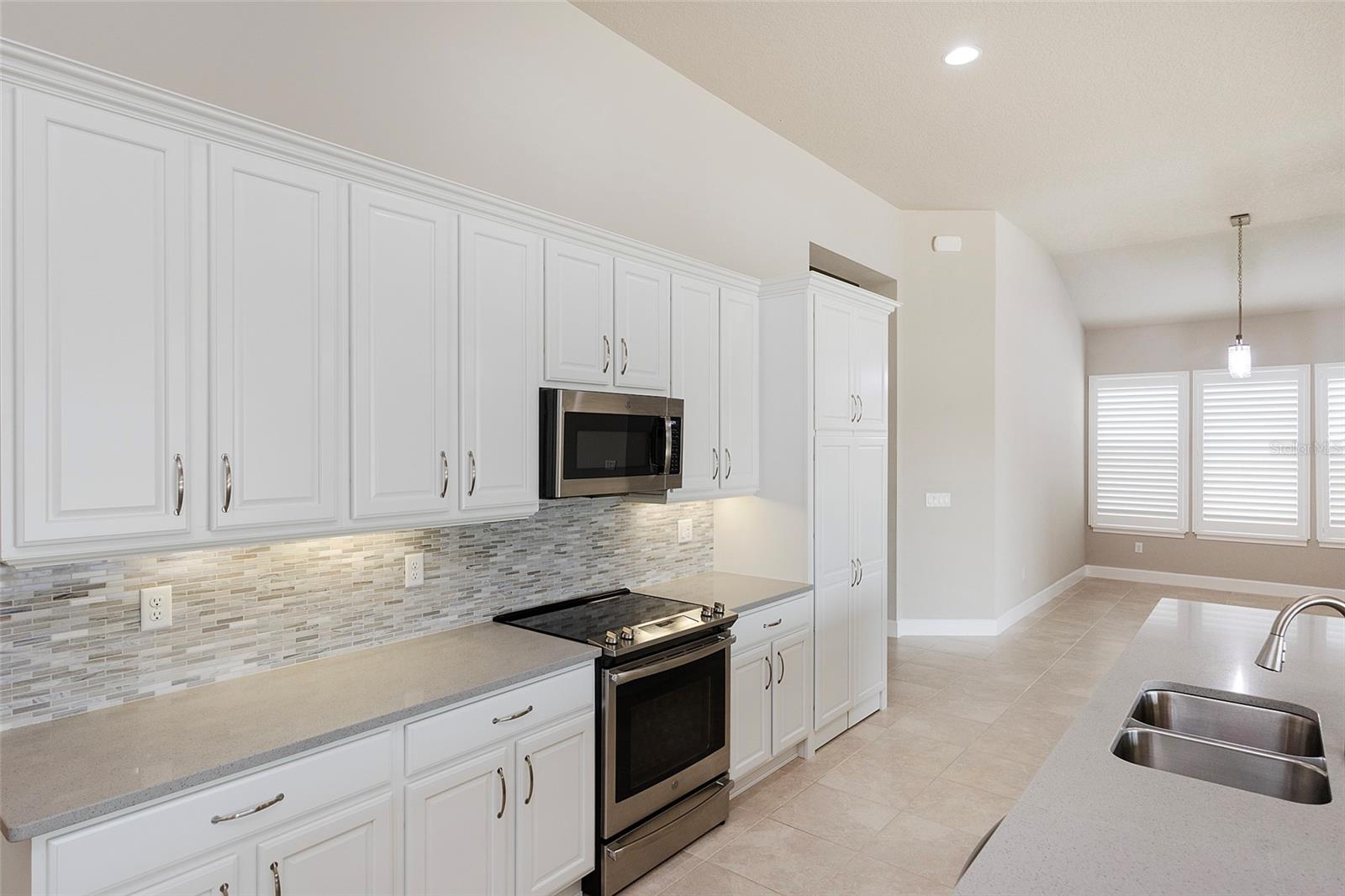 Image 41 of 86 For 6277 Fallsgrove Lane