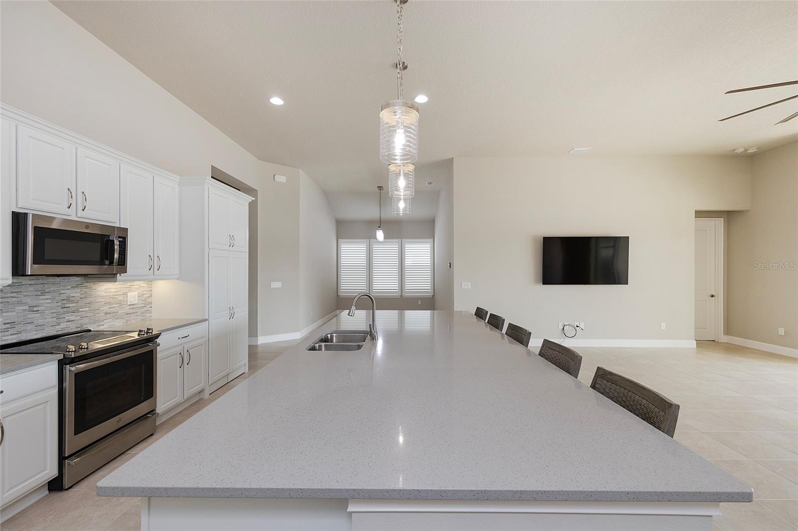 Image 43 of 86 For 6277 Fallsgrove Lane