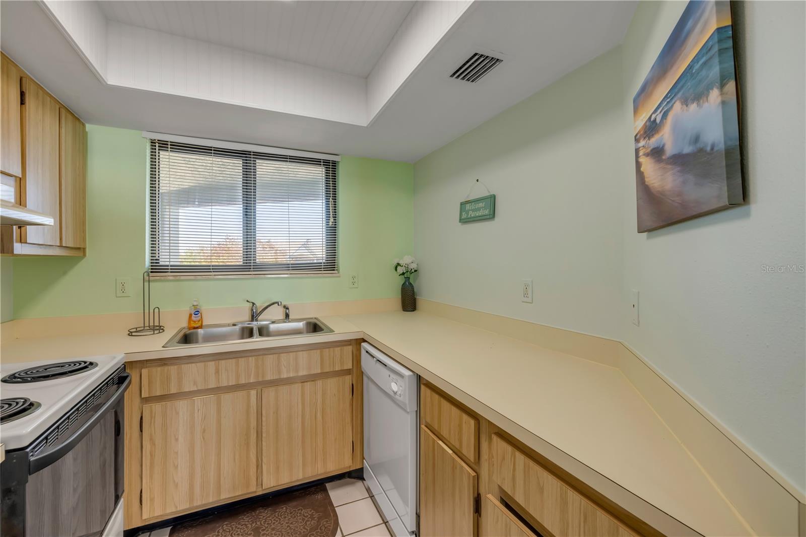 Image 14 of 40 For 3405 Atlantic Avenue 204