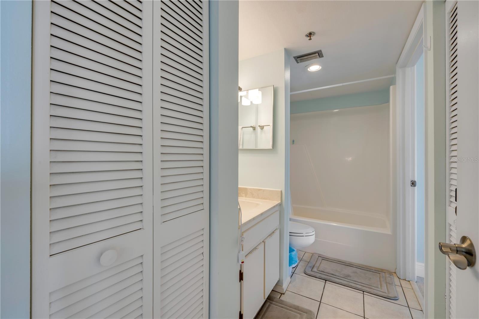 Image 18 of 40 For 3405 Atlantic Avenue 204