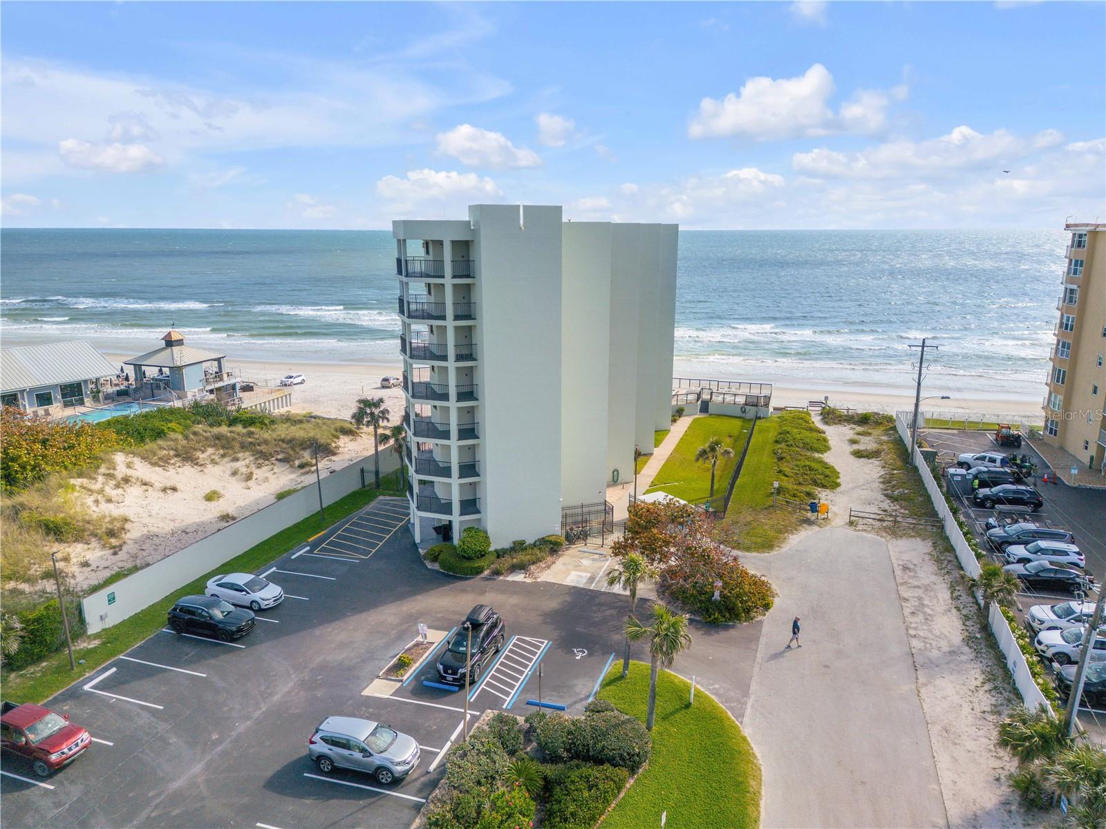 Image 5 of 40 For 3405 Atlantic Avenue 204
