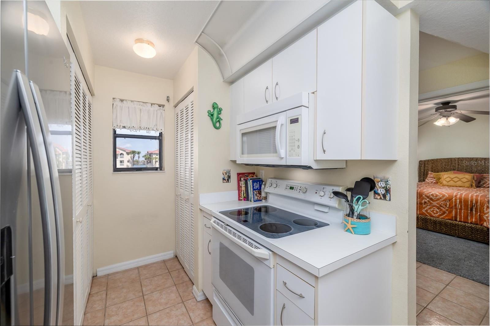 Image 17 of 46 For 451 Bouchelle Drive 205
