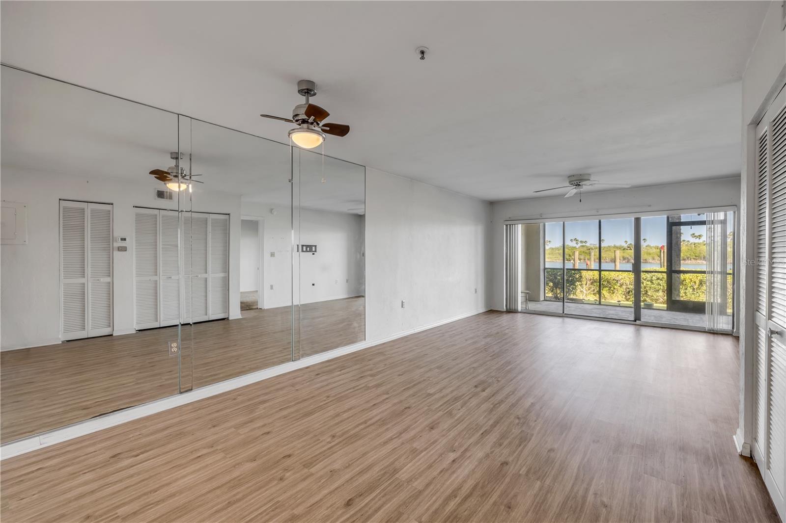 Image 4 of 31 For 464 Bouchelle Drive 104