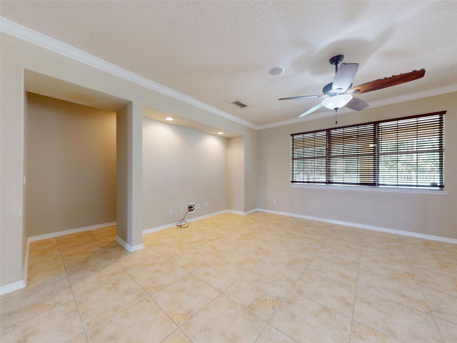 Image 14 of 53 For 3455 Pegaso Avenue