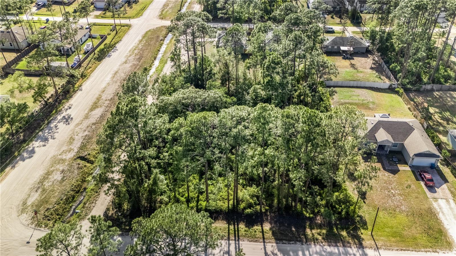Image 7 of 13 For 1720 East Parkway