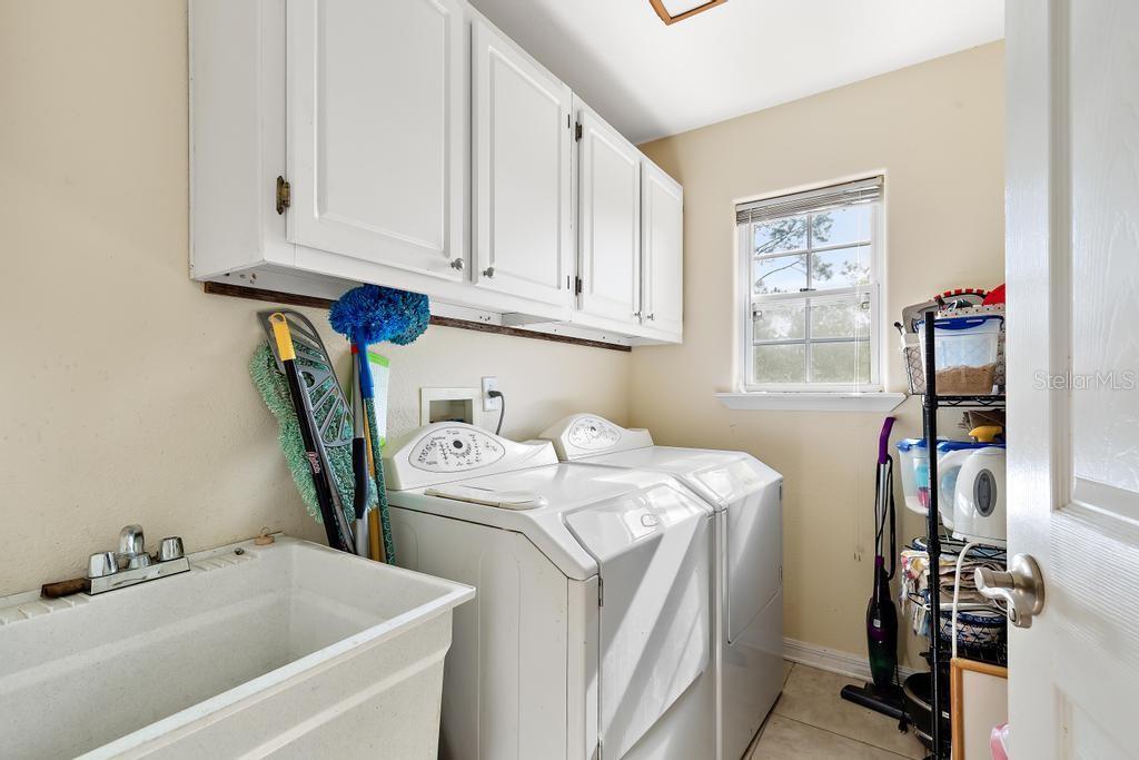 Image 30 of 77 For 229 Oak Ridge Drive