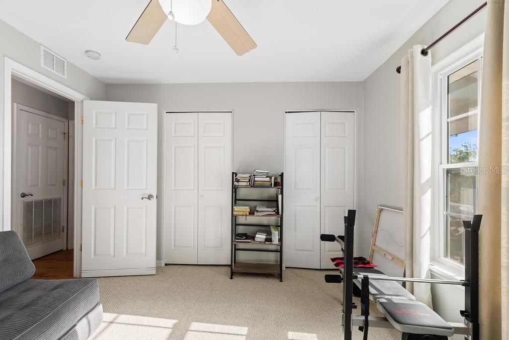 Image 33 of 77 For 229 Oak Ridge Drive
