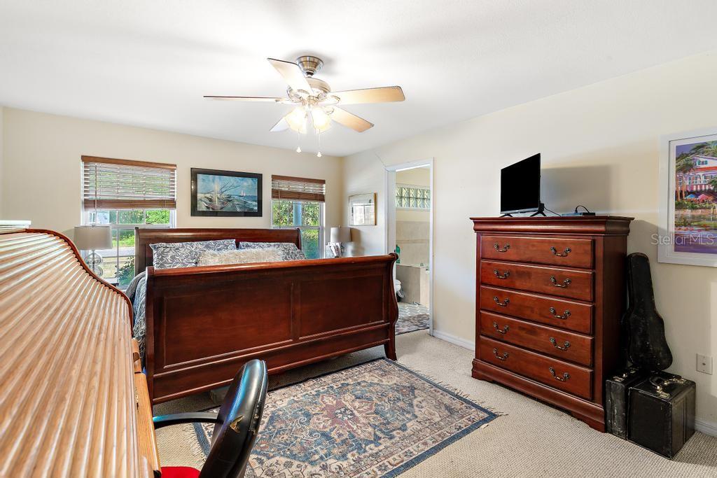 Image 39 of 77 For 229 Oak Ridge Drive