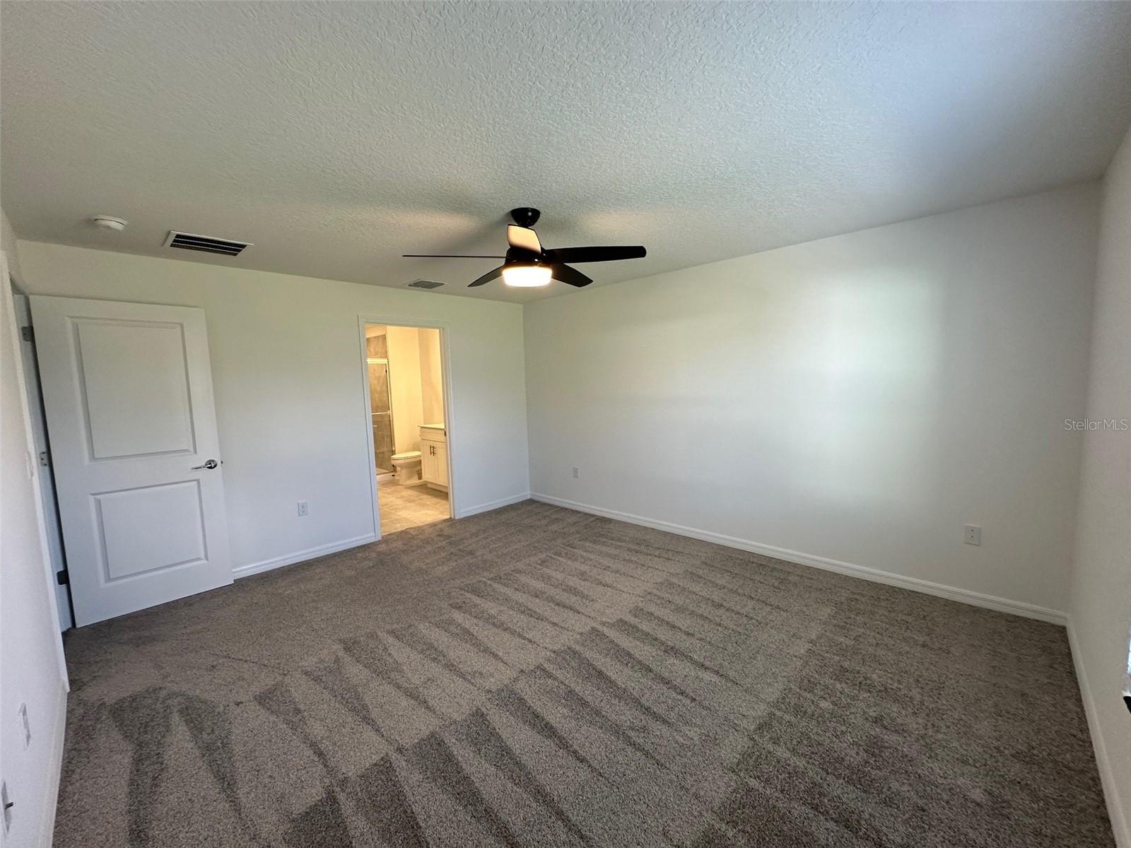 Image 22 of 30 For 426 Three Oaks Drive