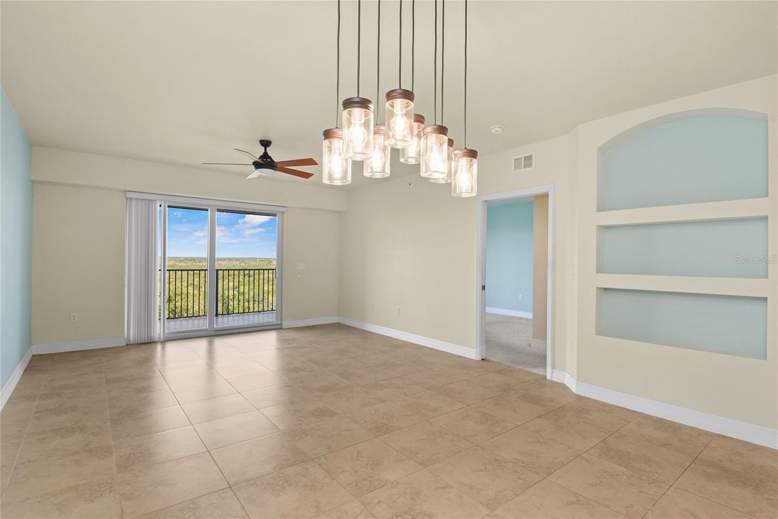 Image 16 of 63 For 5300 Atlantic Avenue 19-403