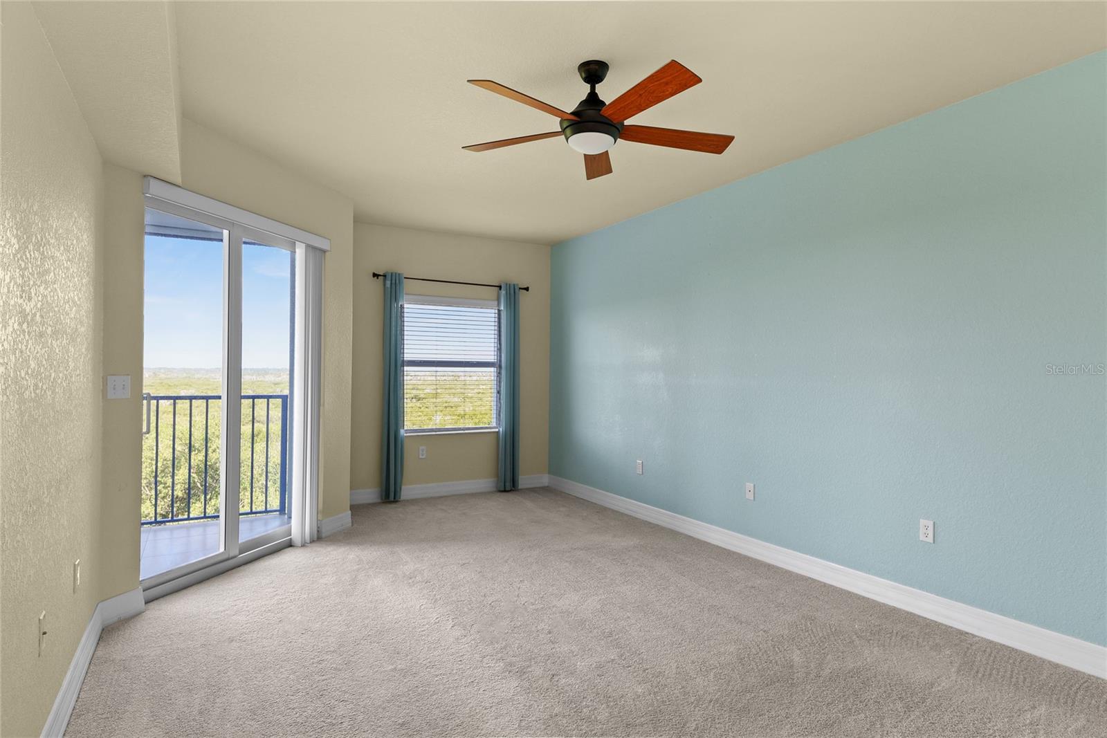Image 20 of 63 For 5300 Atlantic Avenue 19-403