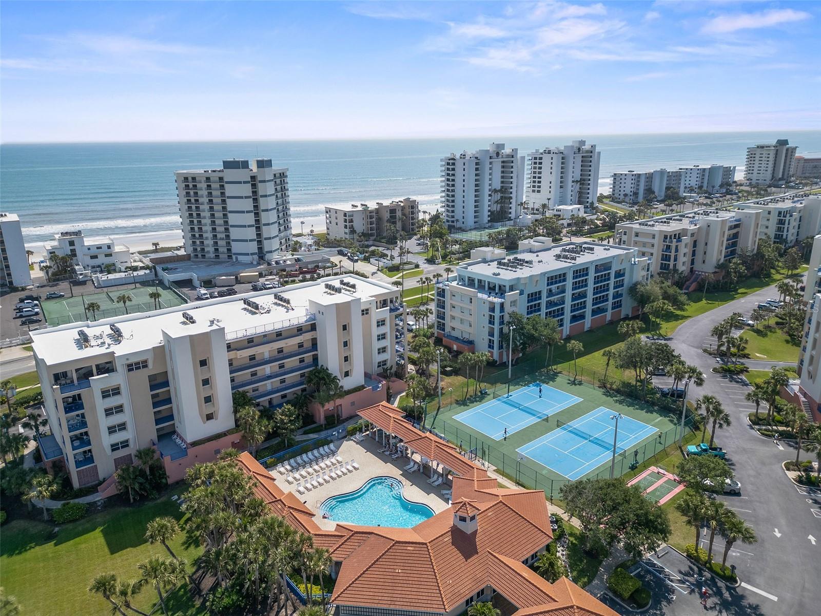 Image 38 of 63 For 5300 Atlantic Avenue 19-403