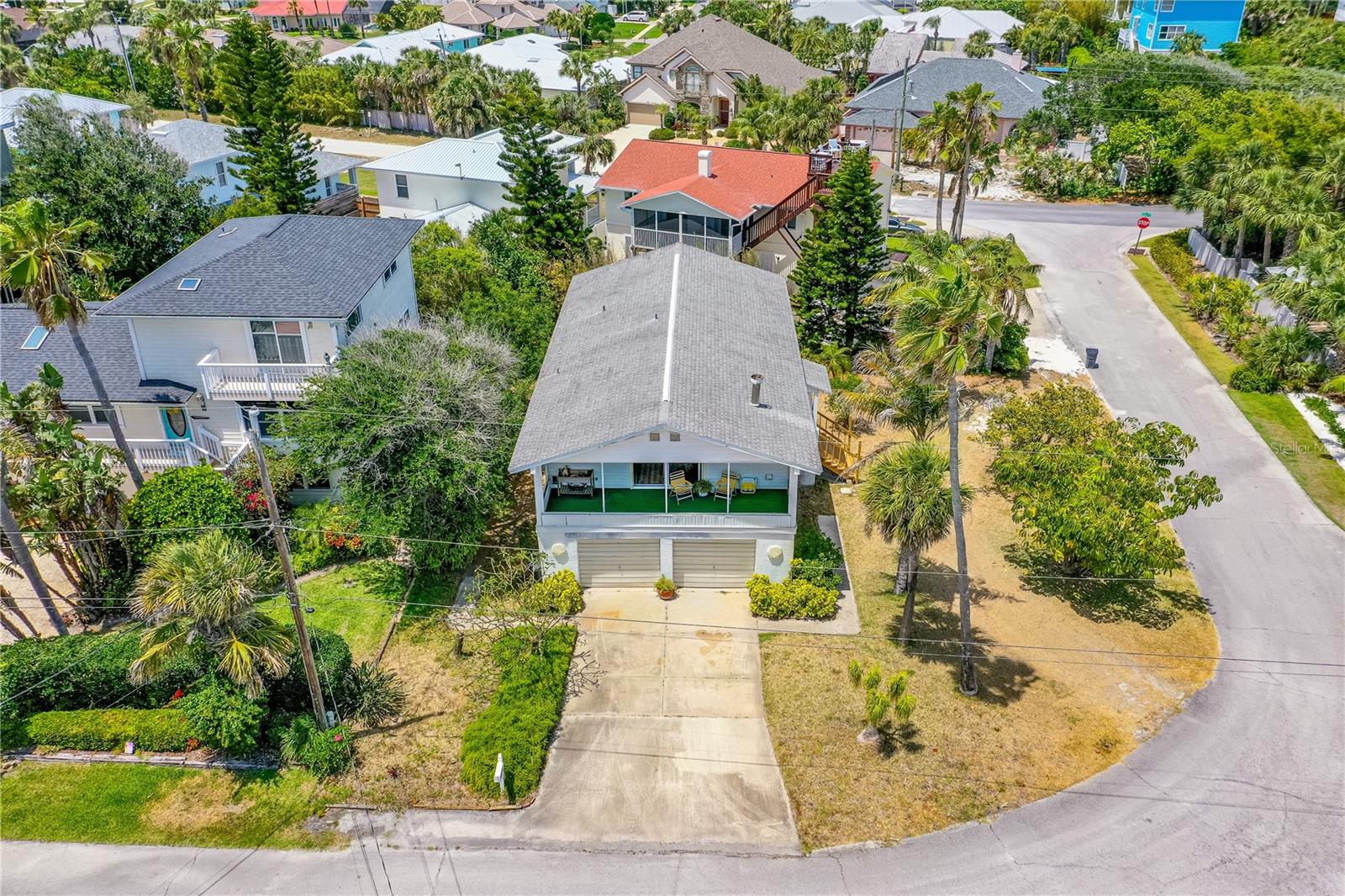 Image 32 of 38 For 216 Dune Circle