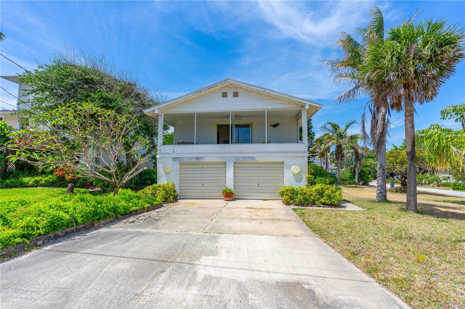 Image 4 of 38 For 216 Dune Circle
