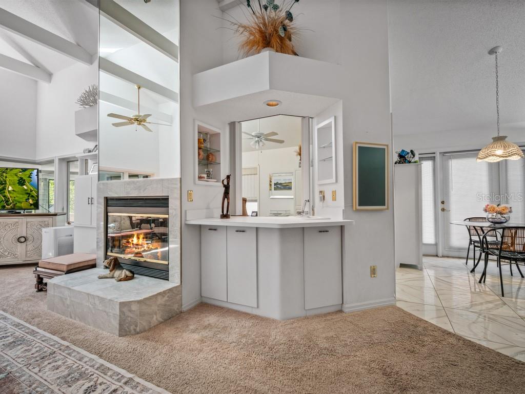 Image 11 of 54 For 627 Saint Andrews Circle