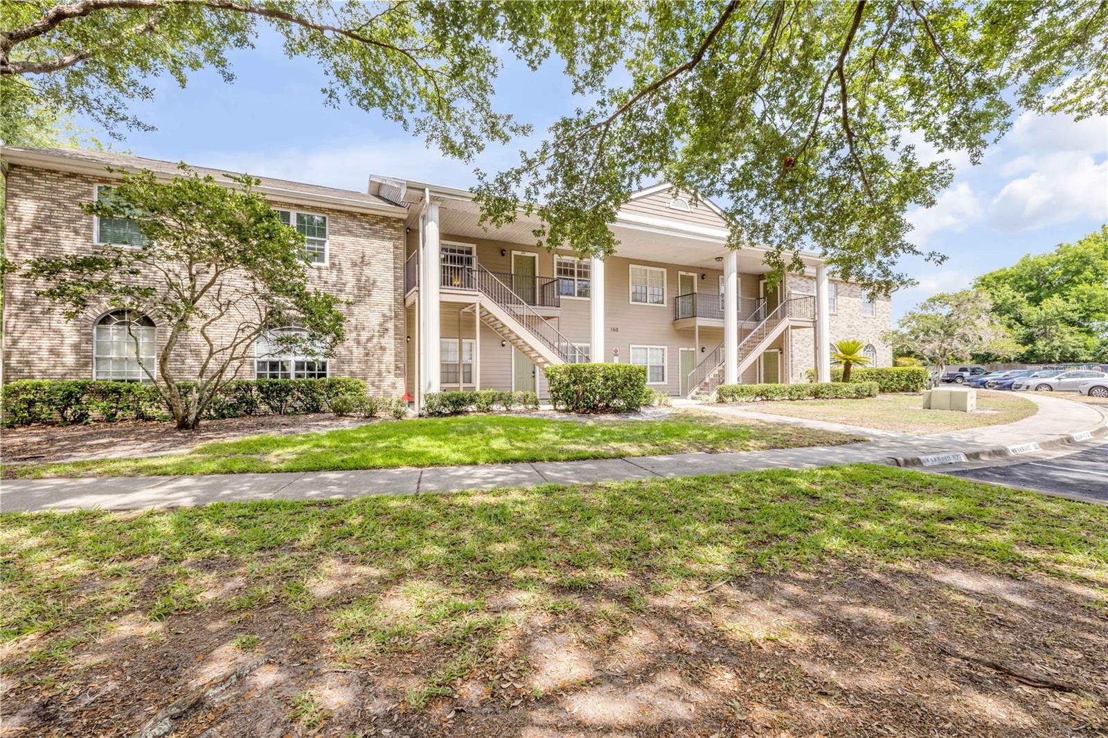 Image 31 of 50 For 160 Reserve Circle 204