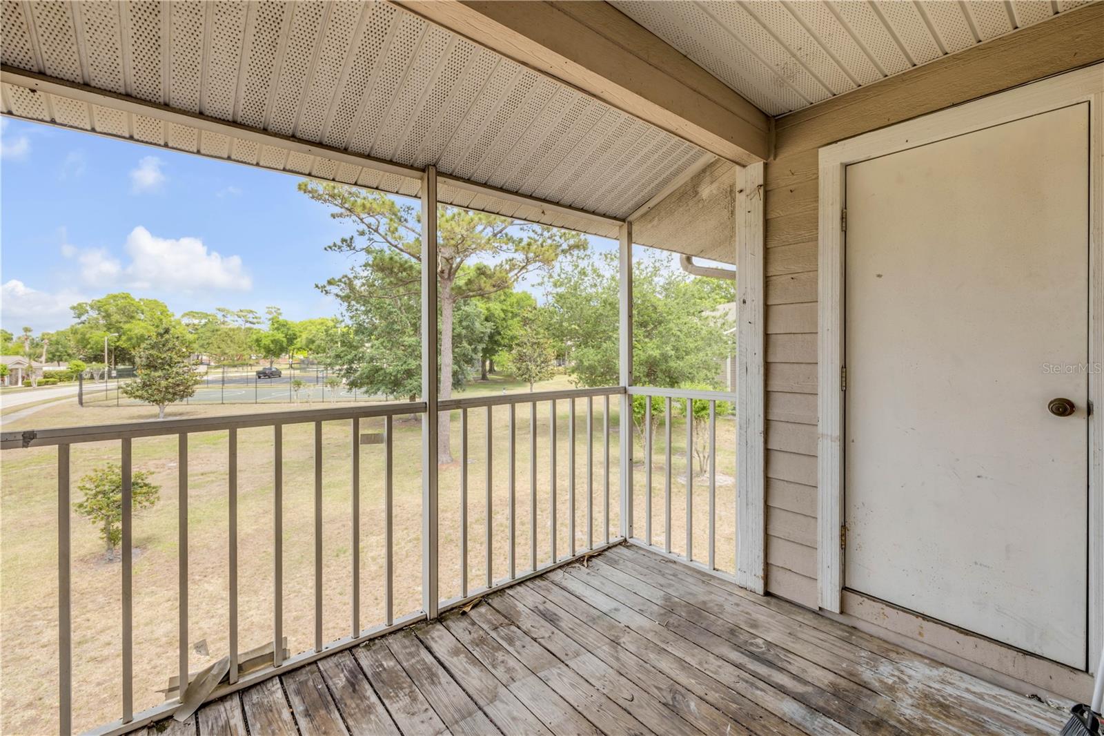 Image 33 of 50 For 160 Reserve Circle 204